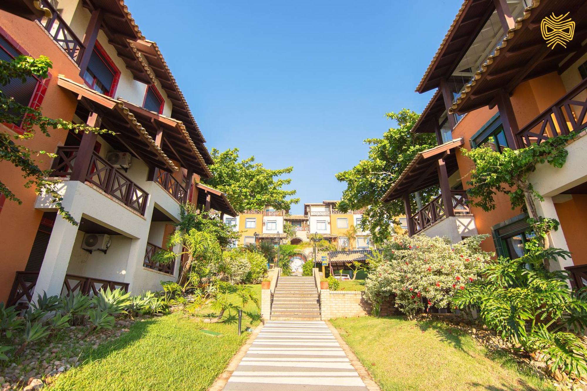 Costao Do Santinho Resort All Inclusive Florianopolis Exterior photo The resort's main walkway